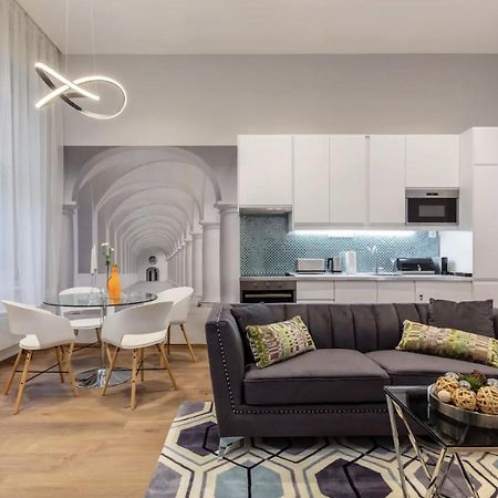 Premium Apartment By Hi5-King Street'S Luxury Budapest Exterior photo