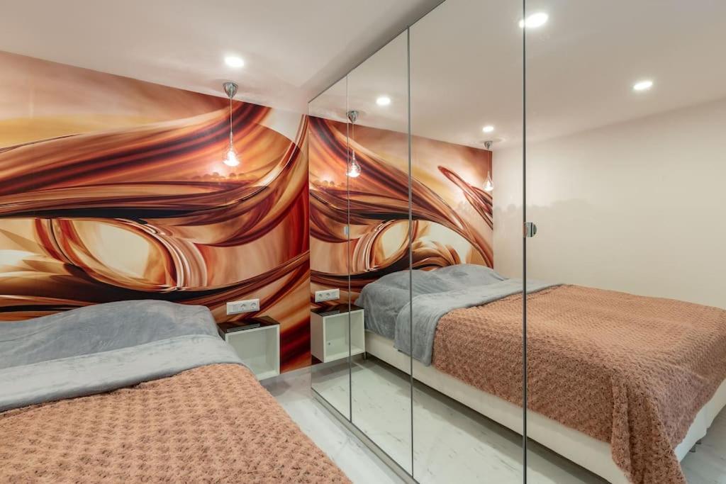 Premium Apartment By Hi5-King Street'S Luxury Budapest Exterior photo