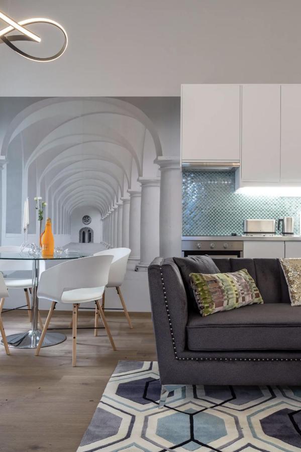 Premium Apartment By Hi5-King Street'S Luxury Budapest Exterior photo