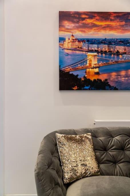 Premium Apartment By Hi5-King Street'S Luxury Budapest Exterior photo
