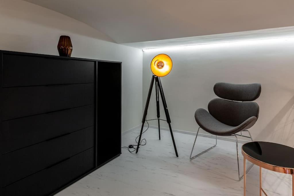 Premium Apartment By Hi5-King Street'S Luxury Budapest Exterior photo