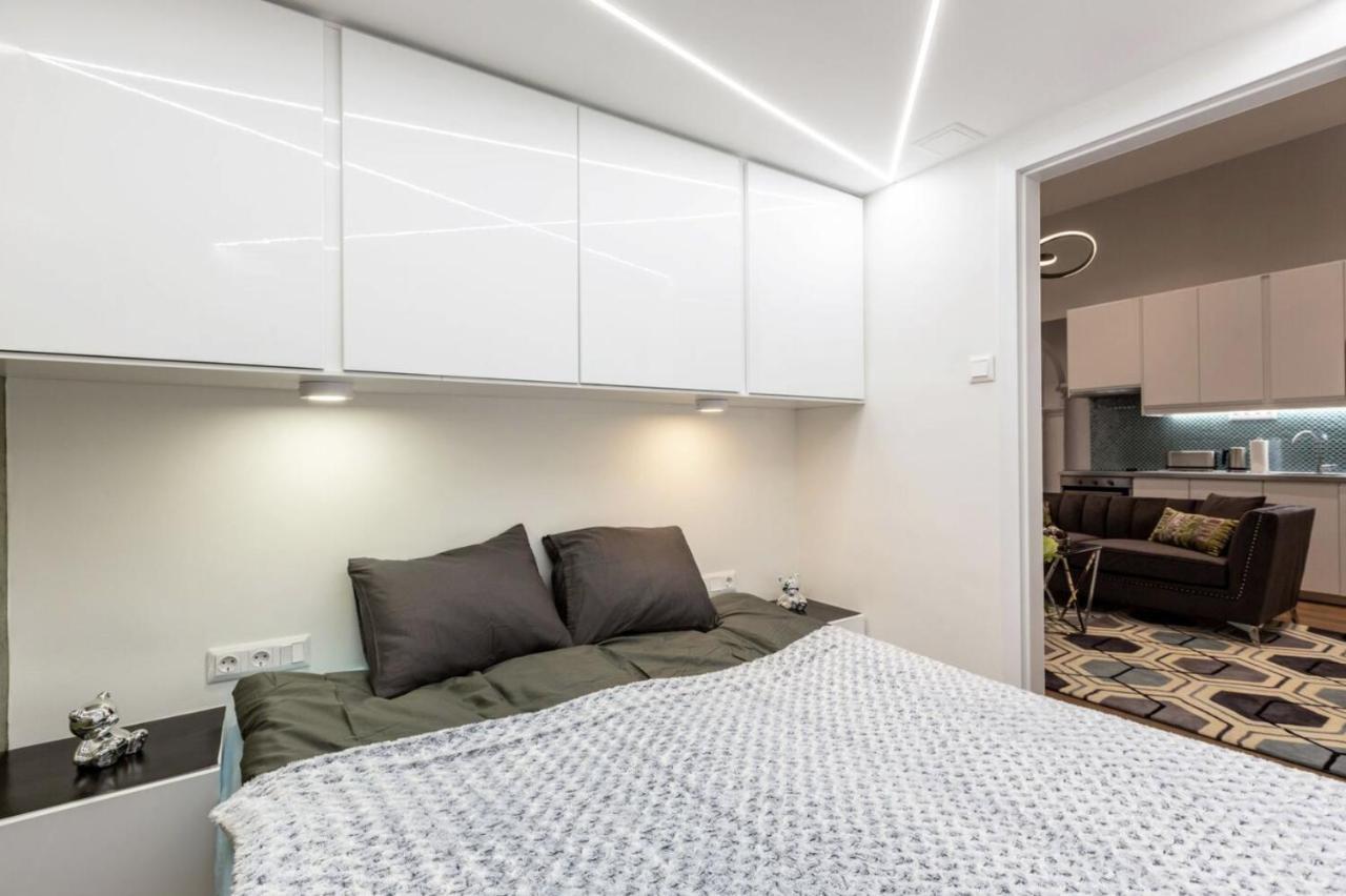 Premium Apartment By Hi5-King Street'S Luxury Budapest Exterior photo